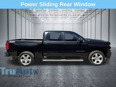 Used 2017 Chevrolet Silverado 1500 LT w/ All Star Edition AWD/4WD image 9