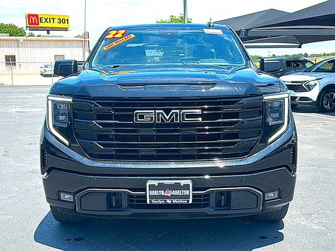 Used 2022 GMC Sierra 1500 Elevation w/ LPO, Elevation Black Package RWD image 11