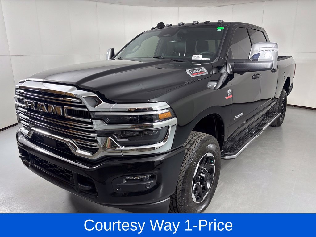 Used 2025 RAM 2500 Laramie w/ Towing Technology Group AWD/4WD image 5
