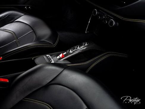 Used 2018 Ferrari 488 GTB RWD image 41