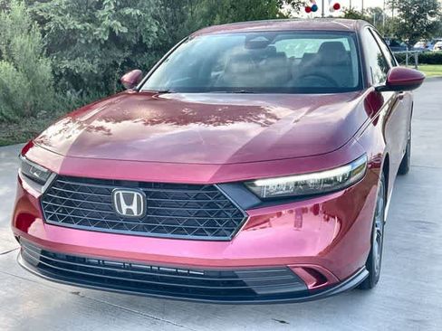 Used 2023 Honda Accord EX image 2