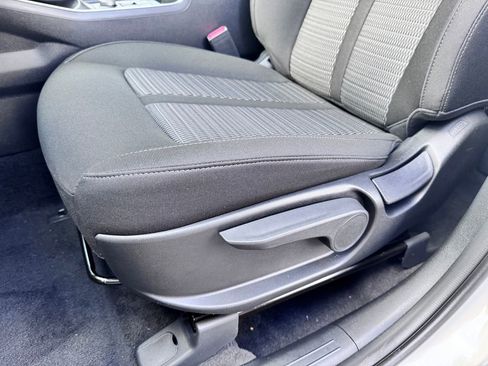 New 2026 Kia Sorento LX FWD image 22