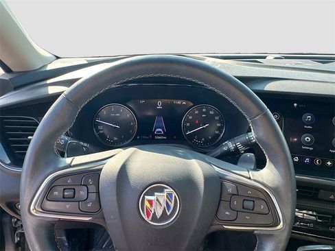 Used 2023 Buick Envision Essence image 13