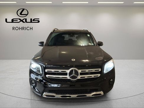 Used 2022 Mercedes-Benz GLB 250 4MATIC image 2