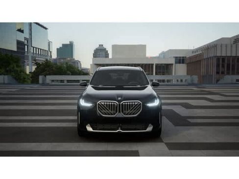 Used 2026 BMW X3 xDrive30i w/ Premium Package AWD/4WD image 3