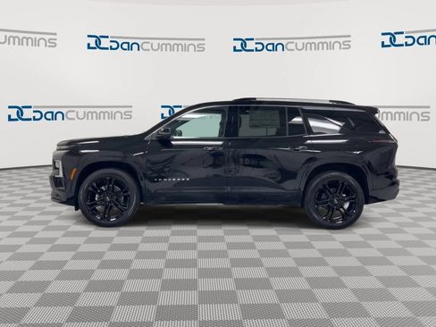 Used 2026 Chevrolet Traverse High Country w/ LPO, Floor Liner Package AWD/4WD image 5