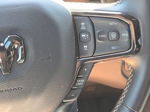 Used 2025 RAM 1500 Limited AWD/4WD image 28
