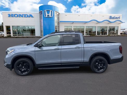 Used 2026 Honda Ridgeline Black Edition image 2