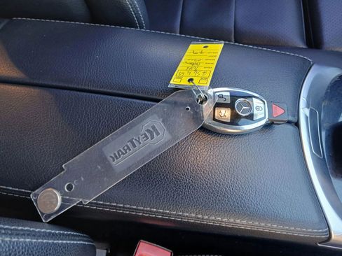 Used 2016 Mercedes-Benz C 300 Sedan image 15