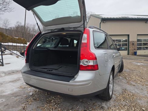 Used 2007 Volvo V50 2.4i image 31