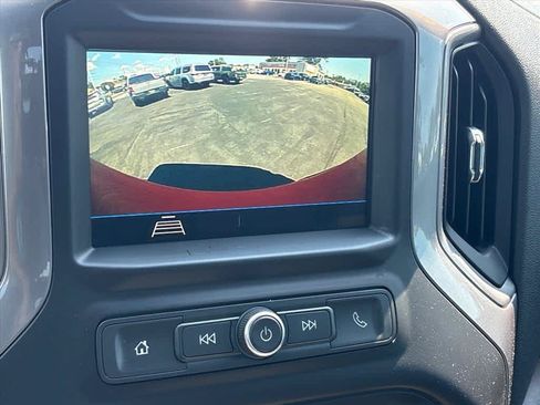 Used 2019 Chevrolet Silverado 1500 W/T w/ WT Appearance Package AWD/4WD image 10