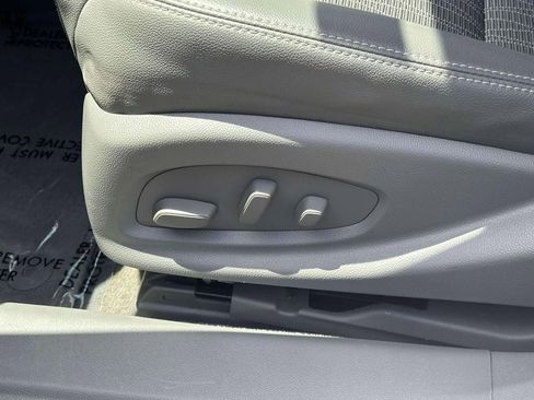 Used 2018 Chevrolet Impala LS FWD image 20