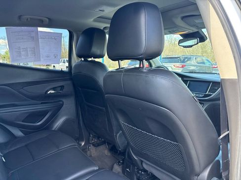 Used 2017 Buick Encore Essence w/ Experience Buick Package FWD image 21