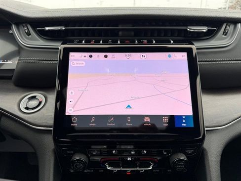 New 2025 Jeep Grand Cherokee L Limited w/ Luxury Tech Group II image 17