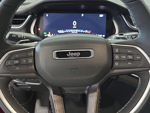 New 2025 Jeep Grand Cherokee Limited w/ Trailer Tow Package image 12