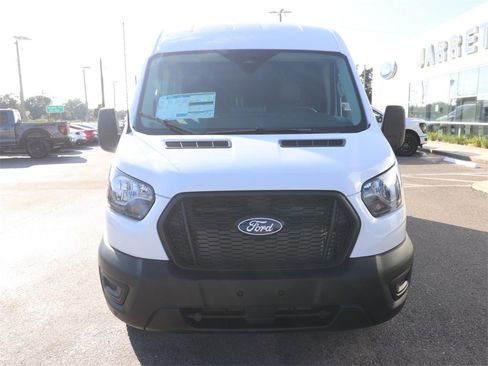 New 2026 Ford Transit 250 148 Medium Roof w/ Load Area Protection Package image 4