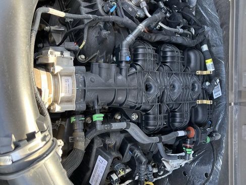 Used 2021 Ford Expedition XLT image 33