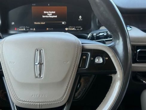 Used 2023 Lincoln Aviator Reserve w/ Equipment Group 201A image 23