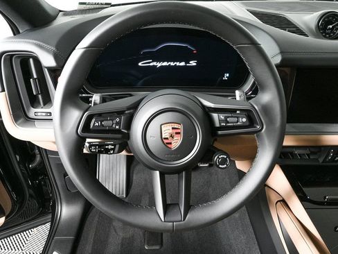 New 2025 Porsche Cayenne S image 11