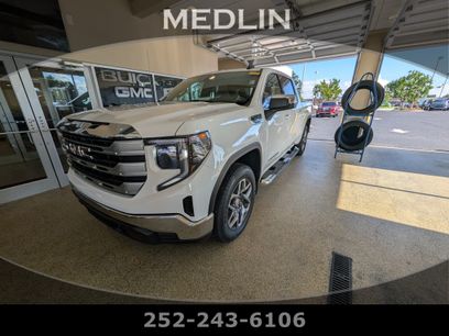 Used 2025 GMC Sierra 1500 SLE w/ Preferred Package