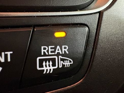 Used 2021 Honda Pilot Special Edition image 18