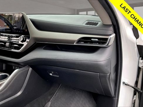 Used 2022 Toyota Highlander Limited AWD/4WD image 17