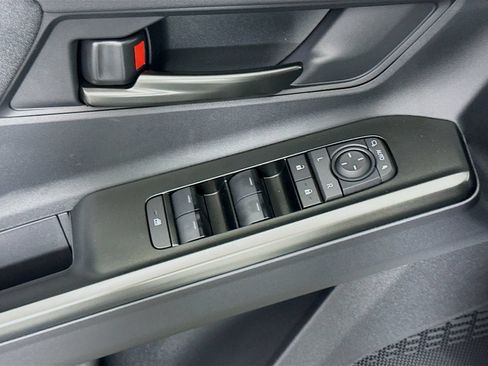 New 2026 Toyota C-HR AWD/4WD image 18