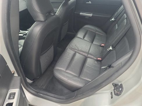 Used 2011 Volvo S40 T5 FWD image 12