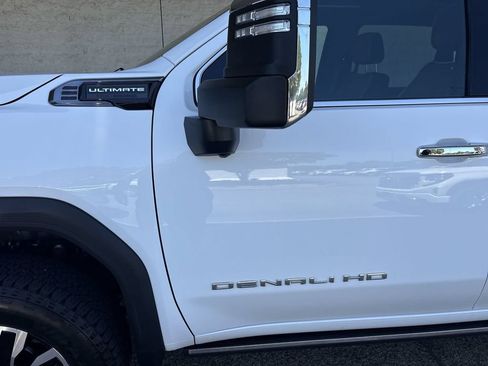 Certified 2026 GMC Sierra 2500 Denali Ultimate AWD/4WD image 33