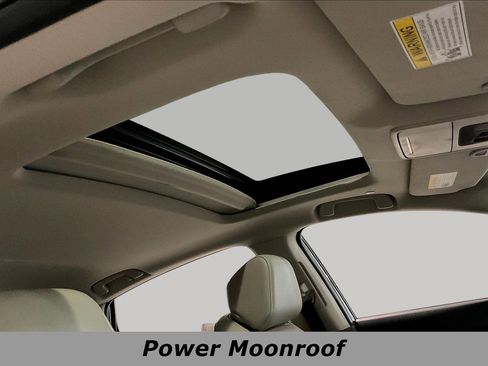 Used 2023 Honda Accord Touring image 27