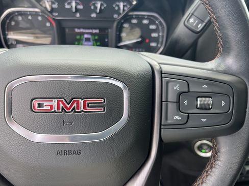 Used 2022 GMC Sierra 1500 AT4 w/ AT4 Preferred Package AWD/4WD image 31