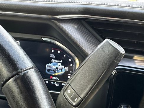 Used 2024 GMC Sierra 2500 Denali Ultimate image 18