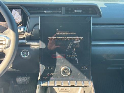 New 2026 GMC Terrain Elevation w/ LPO, Floor Liner Package AWD/4WD image 20