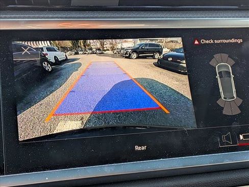 Used 2025 Audi Q3 2.0T Premium w/ Convenience Package image 11