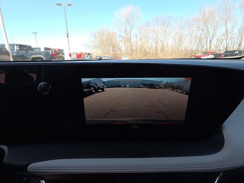 Certified 2025 Buick Encore GX Preferred w/ Comfort Package image 22