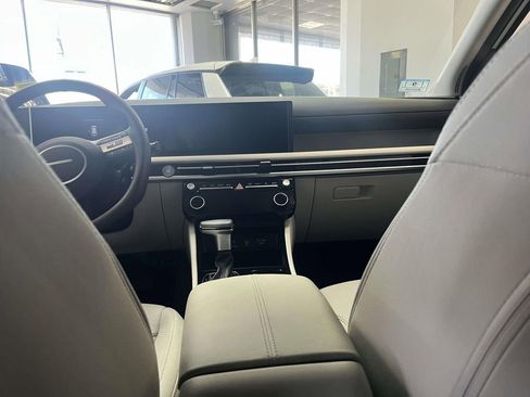 Used 2026 Hyundai Tucson SEL image 14