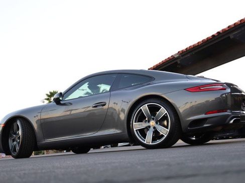 Used 2017 Porsche 911 Carrera image 17