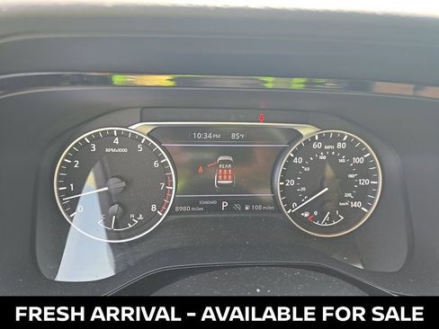 Used 2025 Nissan Pathfinder SV FWD image 10