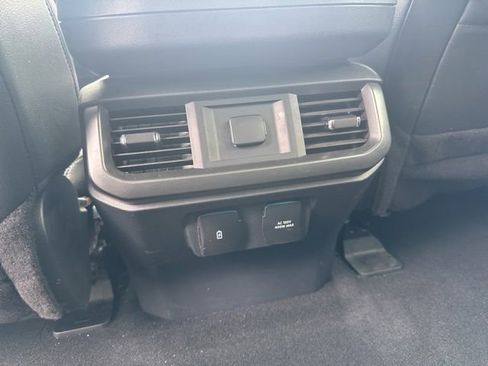 Used 2024 Ford F150 Lariat AWD/4WD image 11