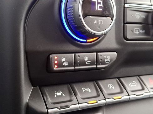 Used 2022 Chevrolet Silverado 1500 LTZ w/ LTZ Premium Package image 25