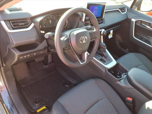 New 2025 Toyota RAV4 XLE image 4