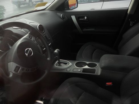 Used 2013 Nissan Rogue S AWD/4WD image 5