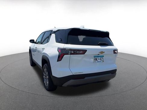 Used 2025 Chevrolet Equinox LT FWD image 11