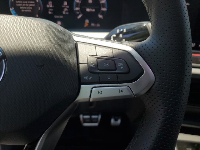 New 2026 Volkswagen Tiguan SE R-Line AWD/4WD image 27