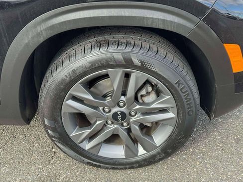 Used 2023 Kia Seltos LX image 8