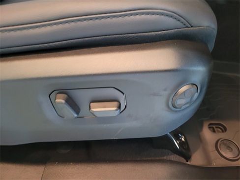 New 2026 Jeep Wrangler Unlimited Rubicon image 17