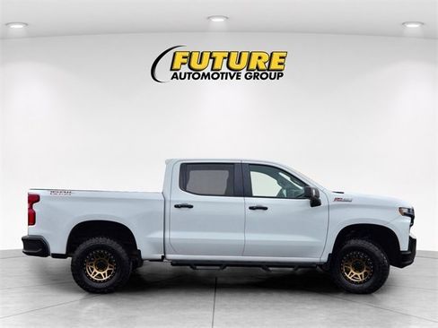 Used 2019 Chevrolet Silverado 1500 LT Trail Boss image 4