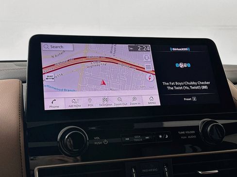 Used 2024 INFINITI QX80 Sensory w/ Cargo Package AWD/4WD image 14