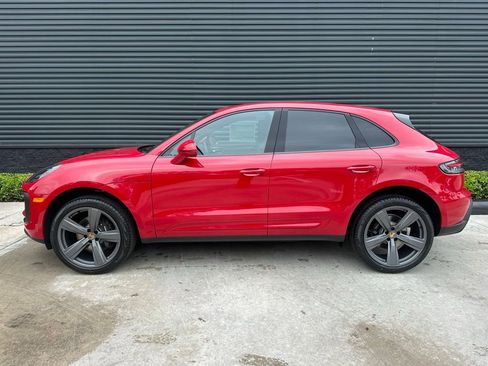 Used 2026 Porsche Macan Turbo image 2