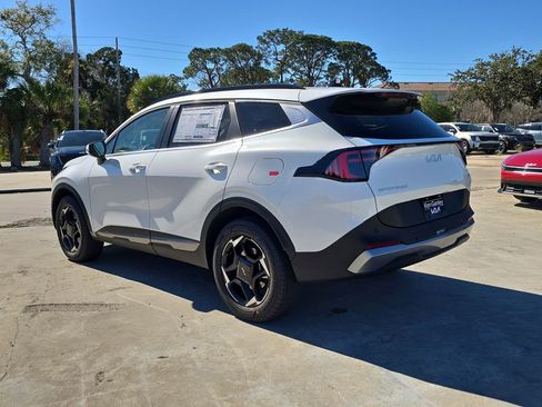 New 2026 Kia Sportage EX w/ EX Panoramic Sunroof Package AWD/4WD image 6